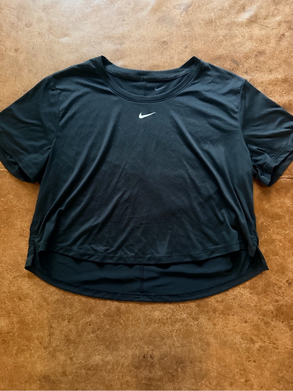 Nike Women's Black Short Sleeve Dri-Fir Performance Crop Top